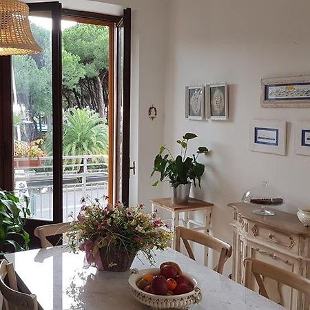 Brezza Marina Bed and Breakfast Marina Di Carrara Εξωτερικό φωτογραφία