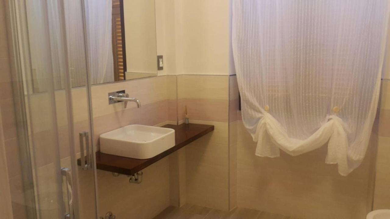 Brezza Marina Bed and Breakfast Marina Di Carrara Εξωτερικό φωτογραφία