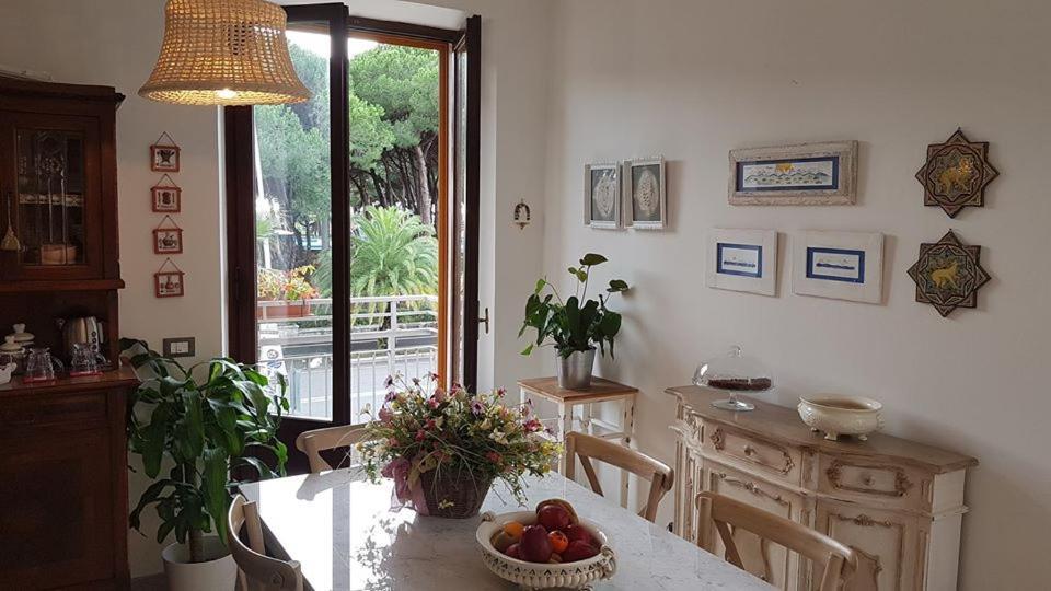 Brezza Marina Bed and Breakfast Marina Di Carrara Εξωτερικό φωτογραφία